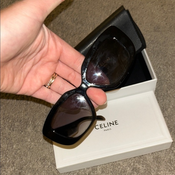 Celine Elegant Black Sunglasses - Picture 6 of 8